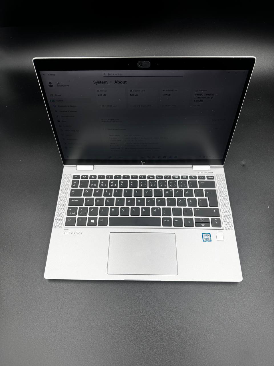 Laptop HP EliteBook x360 1030 G3 Touch / 13,3" FHD / i7-8250U / 16GB / 256GB SSD / Windows 11