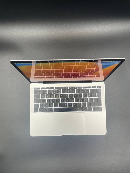 Apple MacBook Pro A1708 / 13,3" Retina / i5-7360U / 8GB / 256GB SSD / macOS