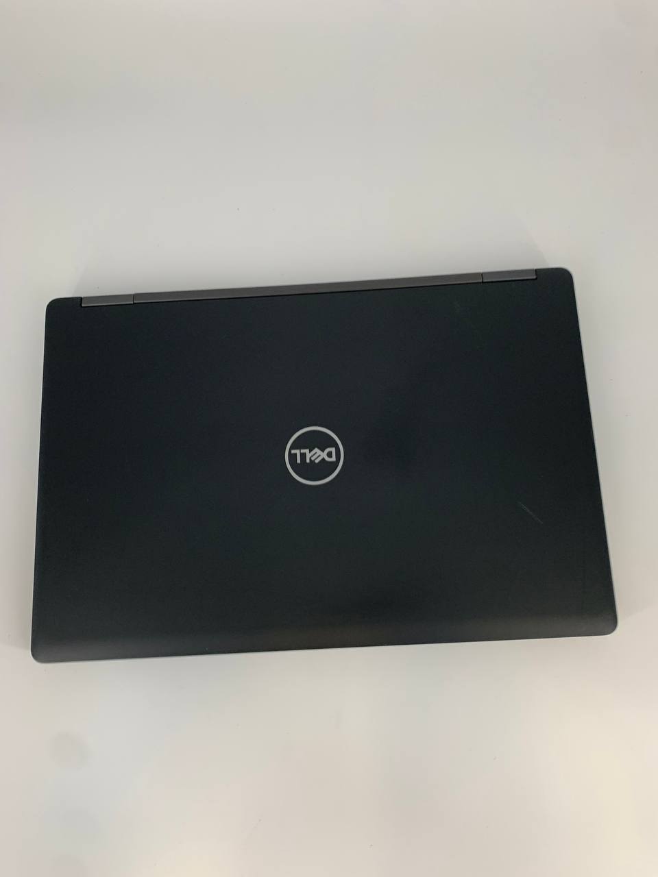 Laptop Dell Precision 3530 / 15,6" FHD / i5-8300H / 16GB / 256GB SSD / Windows 11