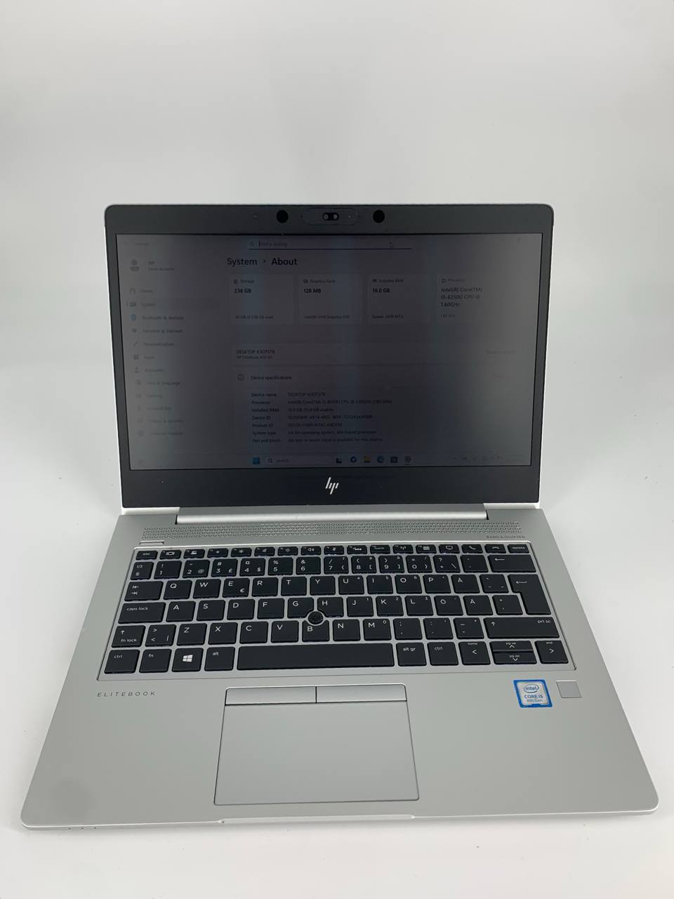 Laptop biznesowy HP EliteBook 830 G5 / 13,3" FHD / i5-8250U / 16GB / 256GB SSD / Windows 11