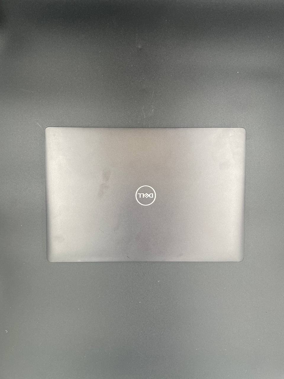 Laptop Dell Latitude 5300 / 13,3" FHD / i5-8265U / 16GB / 256GB SSD / Windows 11