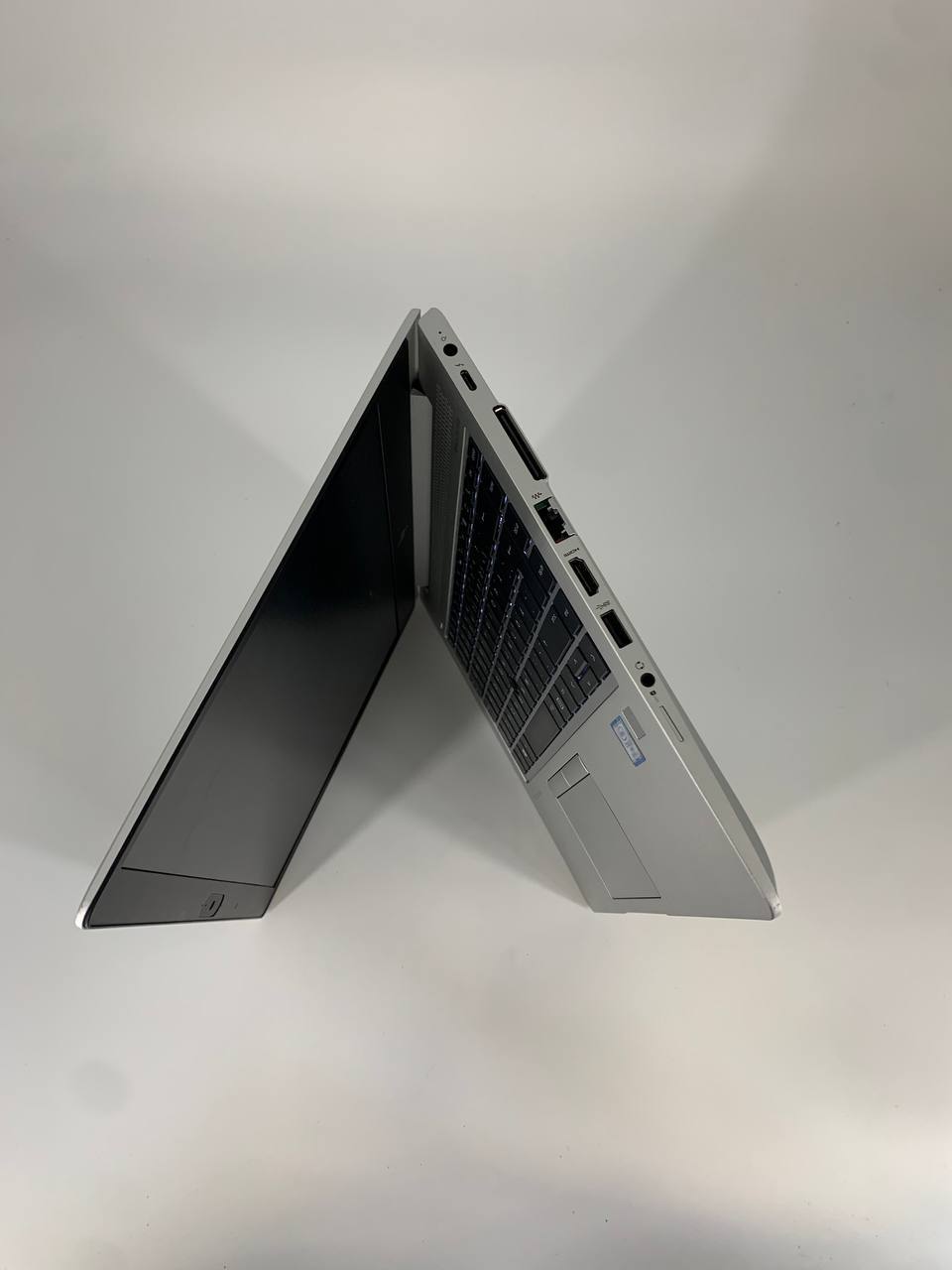 Laptop HP EliteBook 840 G5 / 14" FHD / i5-8250U / 16GB / 256GB SSD / Windows 11