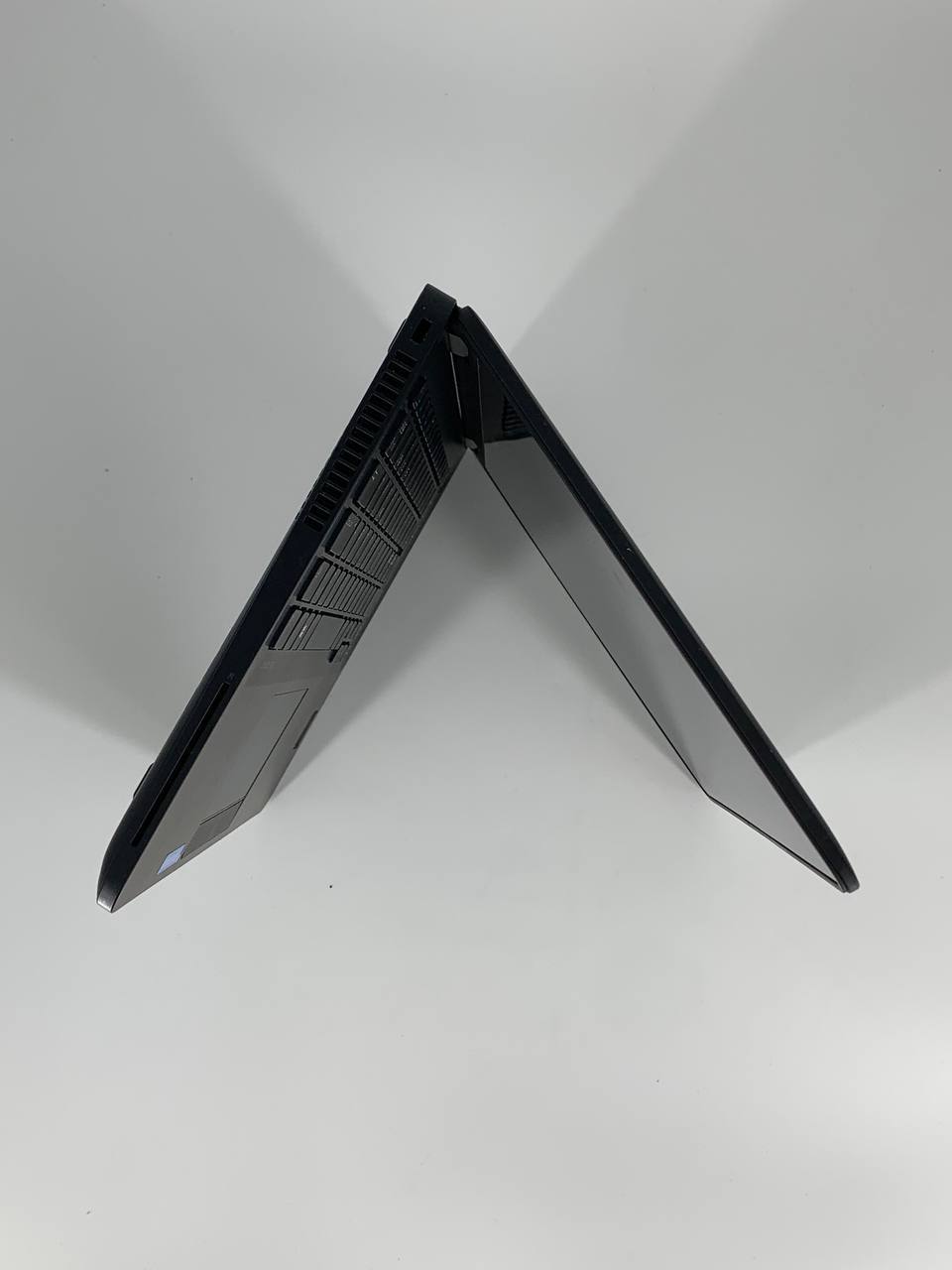 Laptop Dell Latitude E7270 Touch / 12,5" FHD / i7-6600U / 16GB / 256GB SSD / Windows 10