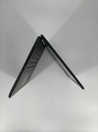 Laptop Dell Latitude 7420 / 14" FHD / i5-1145G7 / 8GB / 256GB SSD / Windows 11