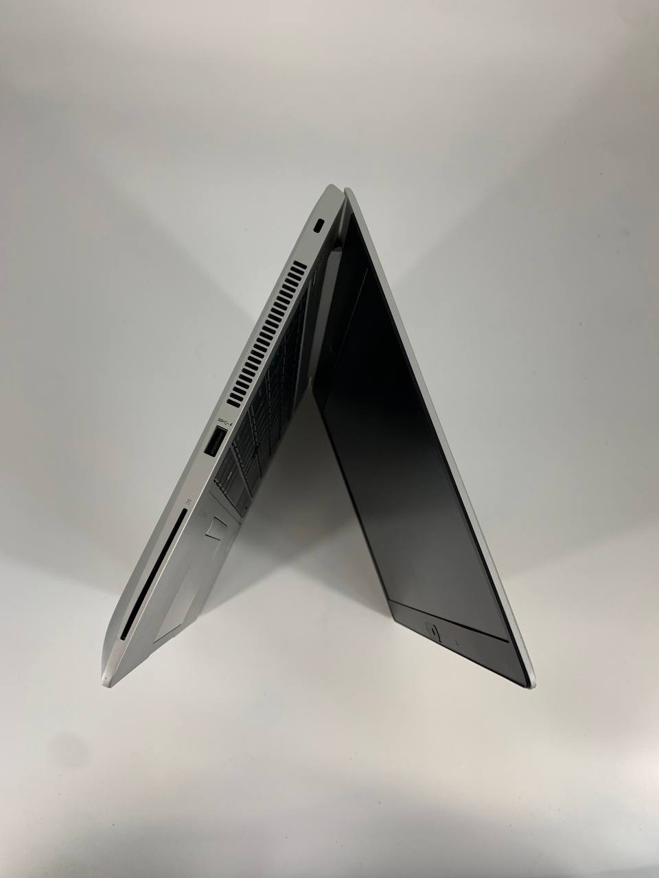 Laptop HP EliteBook 840 G5 / 14" FHD / i5-8250U / 16GB / 256GB SSD / Windows 11